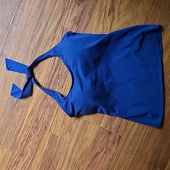 Ladies blue halter top - Picture 1 of 7